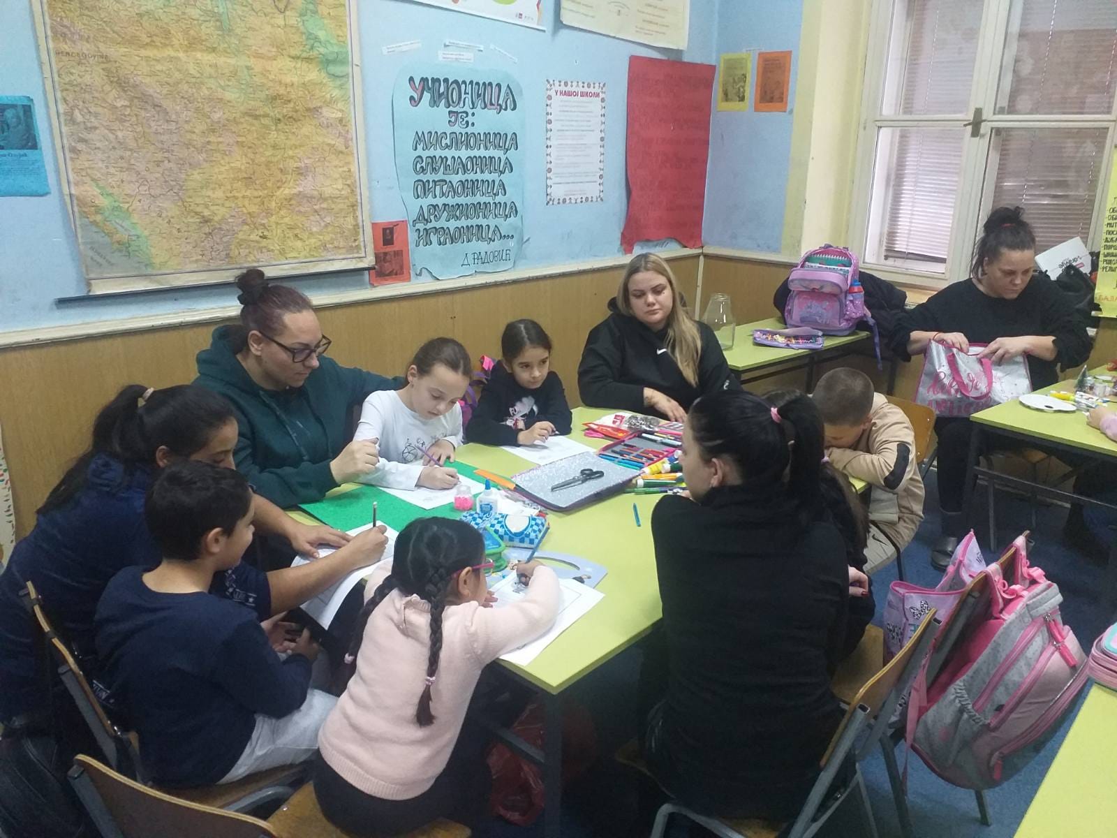 Новогодишња ликовна радионица у одељењу 2/1