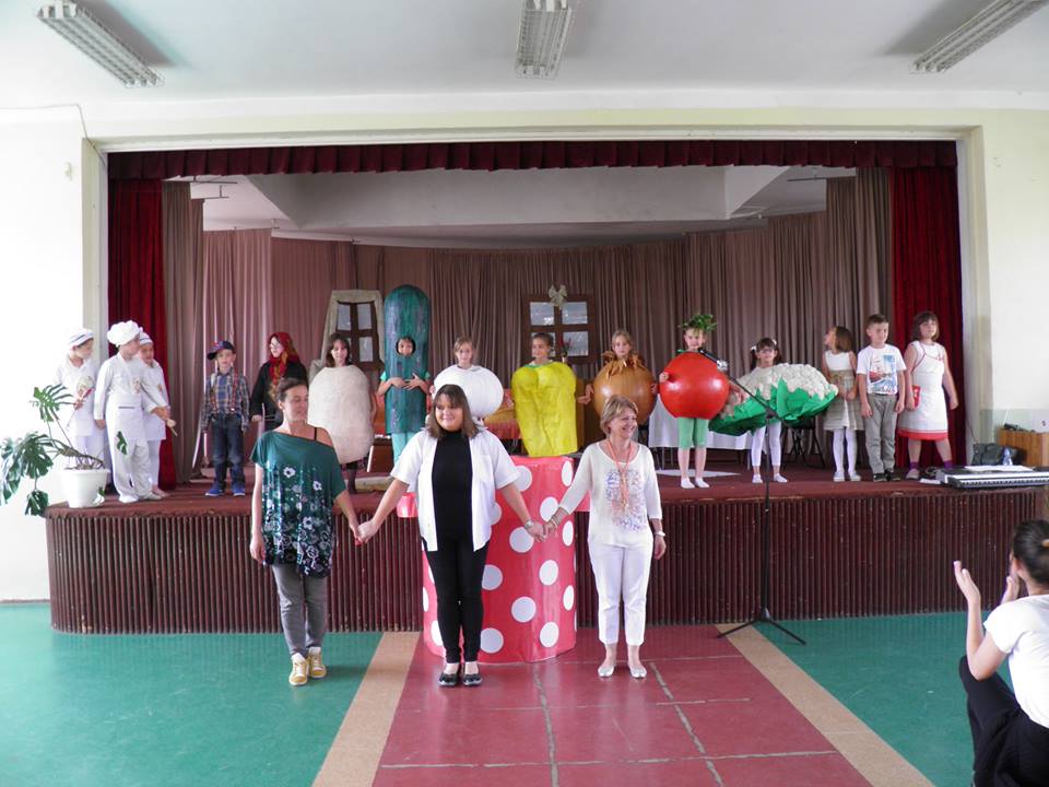 Представа "Весело поврће"