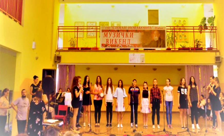 Ученици изборног предмета Хор и оркестар ОШ „Вук Караџић“ Мачвански Причиновић, учествовали су на манифестацији „Музички викенд“