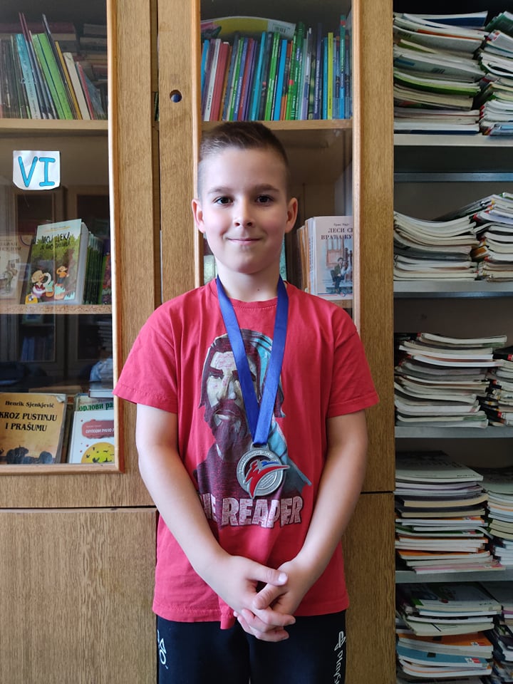 Наши успеси ван школе